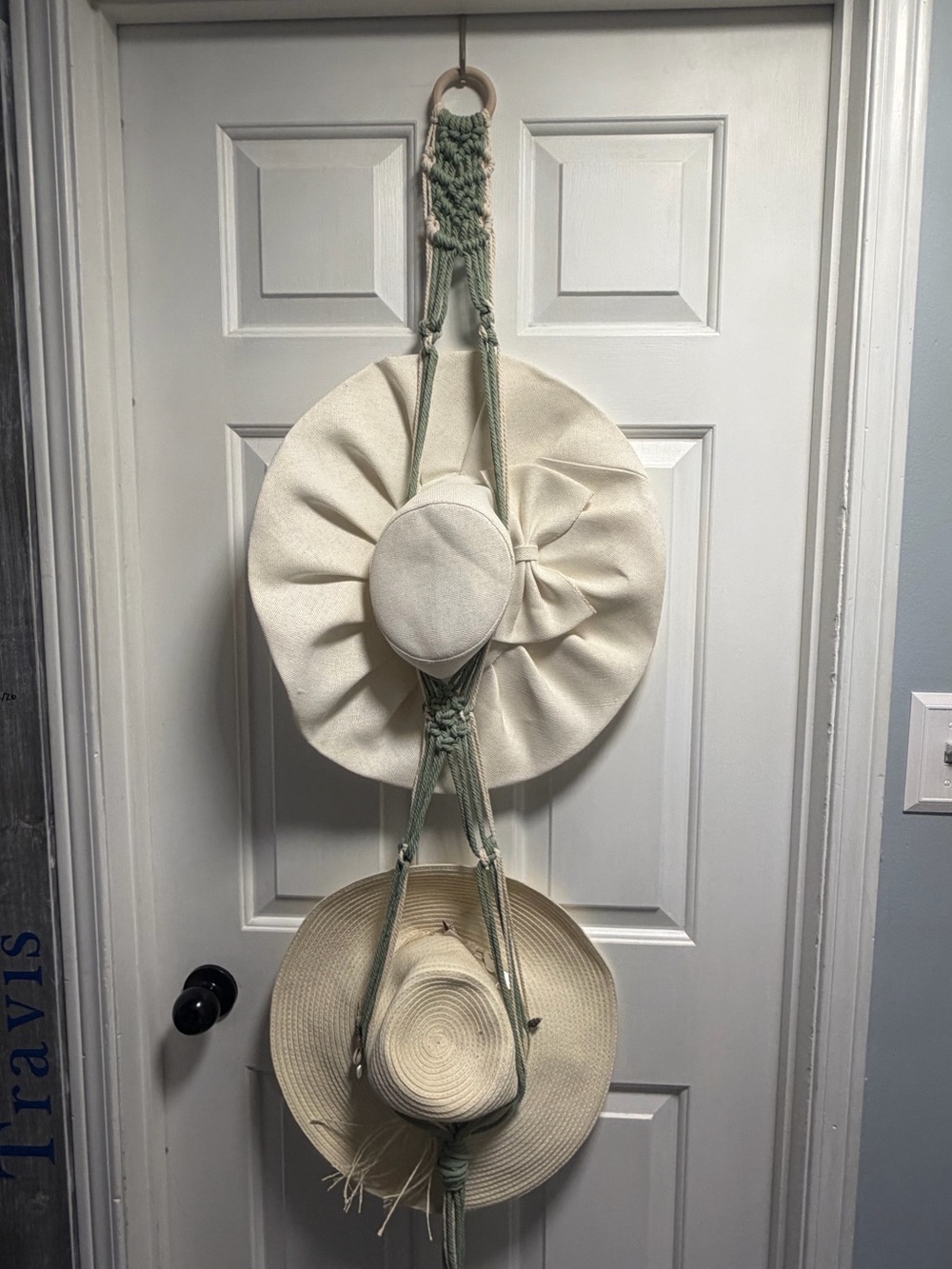 Double macrame hat holder